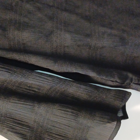 Joanna Sheer black oversized blouse size small button down with square pattern - Picture 3 of 8